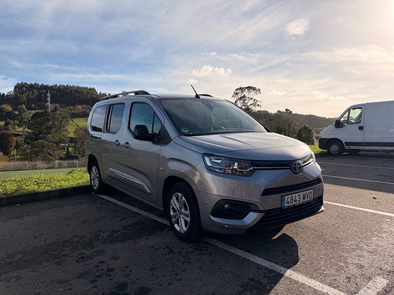Toyota Proace City 2023 - foto 1