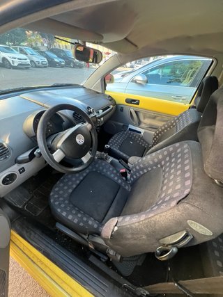 Volkswagen New Beetle 2001