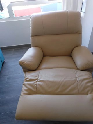 Sofá masaje piel sintética beige
