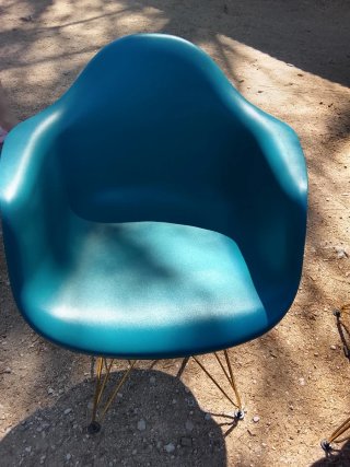 Poltrone blu e rosa di design