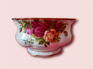 Lechera y azucarero Royal Albert Old Country Roses