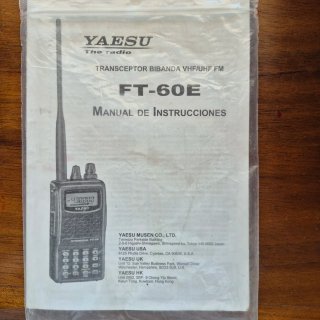 EMISORA Yaesu FT-60E Transceptor VHF/UHF FM+extras