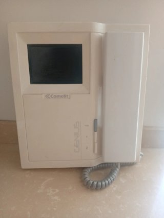 Videoportero Comelit con teléfono