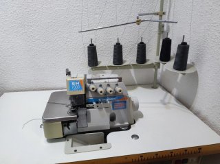 Máquina Overlock SH 7000