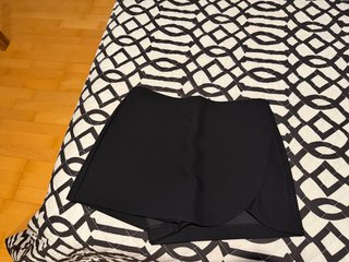 Falda pantalón negra