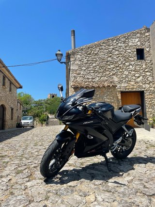 Yamaha YZF R125 2021 Negra
