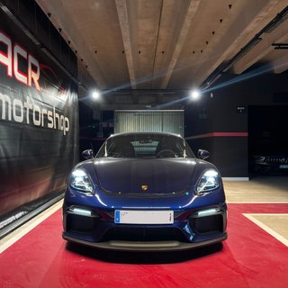 Porsche 718 Cayman GT4 2020