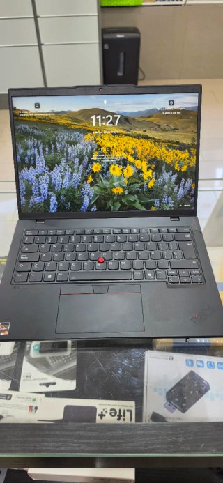 Portátil Thinkpad Lenovo Nuevo Con Office Original