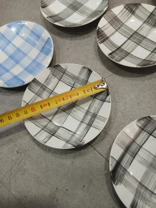 Set di 12 piatti in ceramica Castro a quadri
