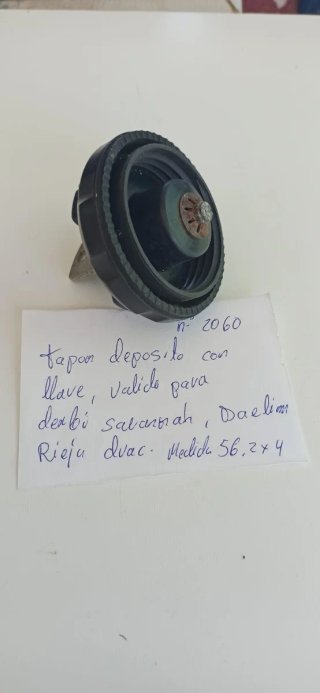 Tapa depósito con llave Derbi Savannah Daelim...