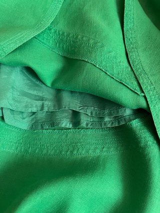 Falda Zara verde lino con cinturón