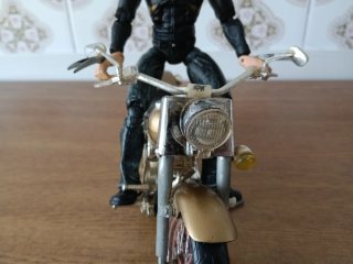 Figura Lobezno con Moto