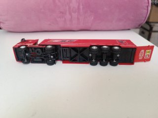 Camión Trailer Ferrari 1/64