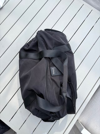 Bolsa de viaje Zara negra