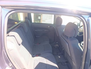 Peugeot 5008 2012
