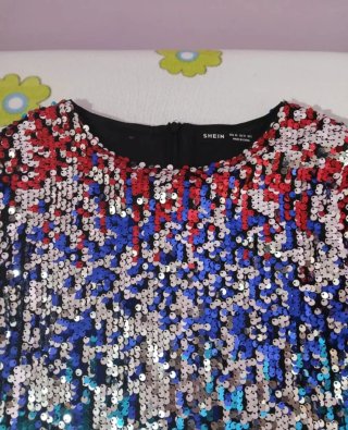 Vestido fiesta lentejuelas. Puesto una sola vez
