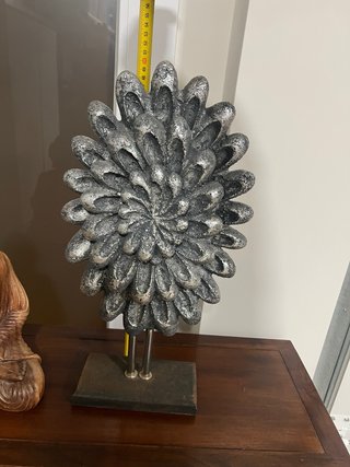 Figura Decorativa Flor Plateada