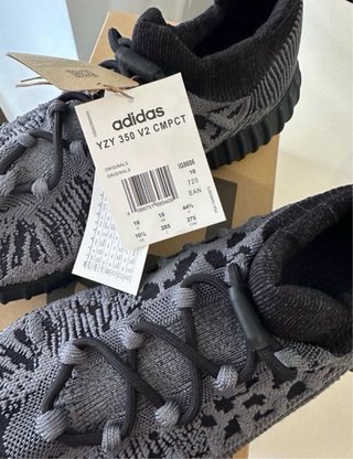 Adidas Yeezy 350V2 CMPCT Talla 44 2/3