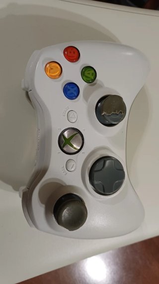 Xbox 360 Fat + 3 Giochi + Controller