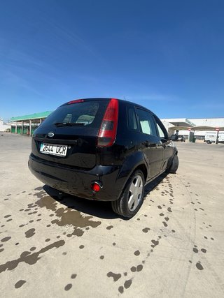 Ford Fiesta 2004