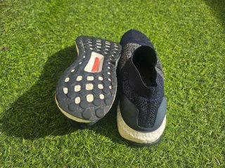 Adidas Ultra Boost sin cordones