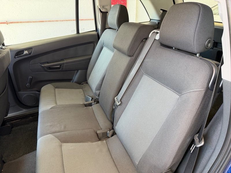Opel Zafira 1.9 CDTi Cosmo 2008, foto 13