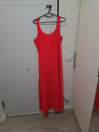 Vestido largo Calzedonia. Talla M. Spectacular.