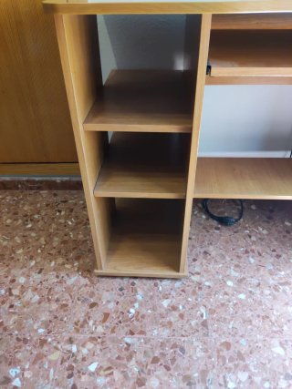 Mesa escritorio madera seminueva