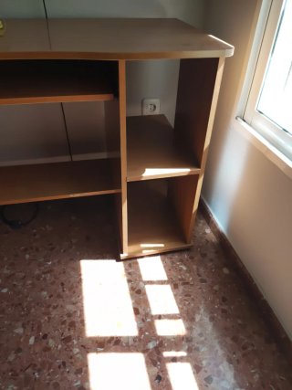 Mesa escritorio madera seminueva