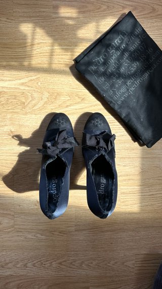 Zapatos Pedro Garcia Negros Tacon Moño