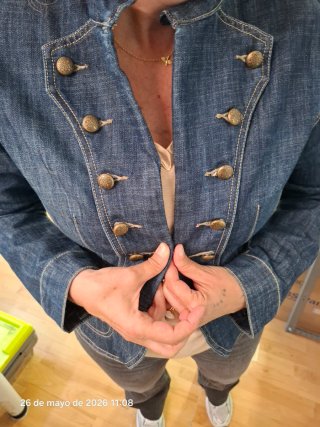 Chaqueta vaquera estilo militar