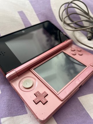 Nintendo 3DS Rosa con cargador