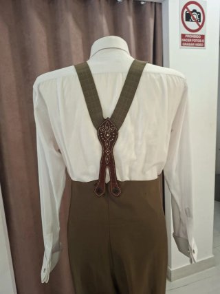 Traje Rociero Marrón Completo Tirantes y caireles