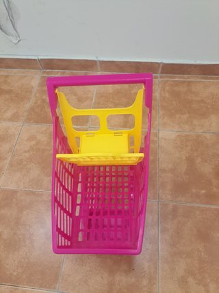 2 Juguetes: Carro de la compra y carrito de bebé