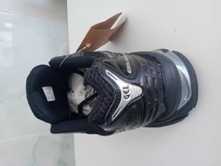 Zapatillas Asics Gel-Kayano 14 Negras Plata