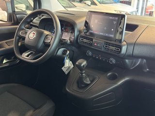 Fiat Doblò B-HDI 130CV.- " OCASIÓN".- " ETIQUETA C VERDE ".- " REVISADA Y GARANTIZADA ".- " IMPECABLE ".- " BAJO CONSUMO ".-