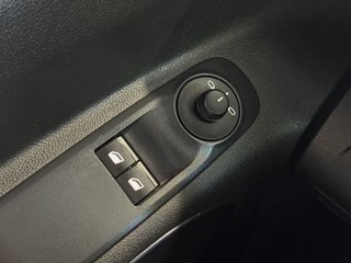 Fiat Doblò B-HDI 130CV.- " OCASIÓN".- " ETIQUETA C VERDE ".- " REVISADA Y GARANTIZADA ".- " IMPECABLE ".- " BAJO CONSUMO ".-