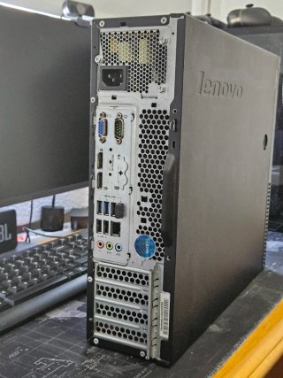 Ordenador Lenovo ThinkCentre Negro