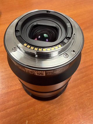 Sony E PZ 18-105mm F4 OSS APS-C SELP18105G