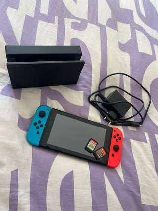 Nintendo Switch Azul y Rojo