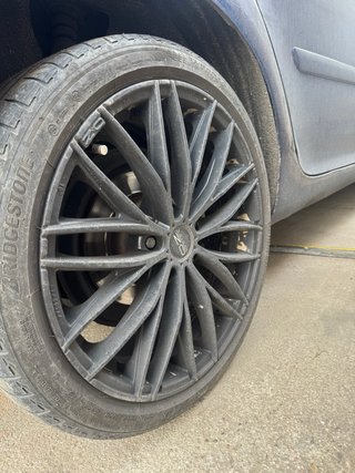 Llantas OZ con neumáticos Continental y Bridgstone