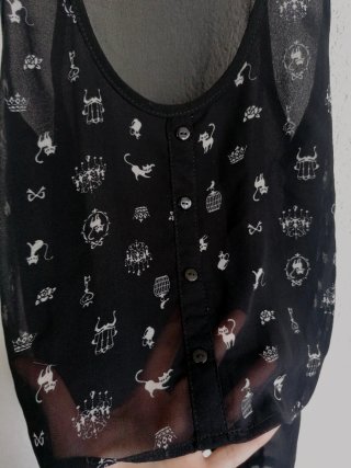 Top gótico preto