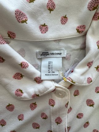 Pijama Amazon Essentials Fresas