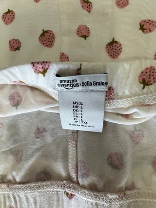 Pijama Amazon Essentials Fresas