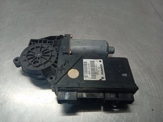 MOTOR ELEVALUNAS DELANTERO DERECHO AUDI A4 AVANT