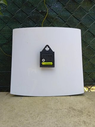 Reloj de pared en cristal