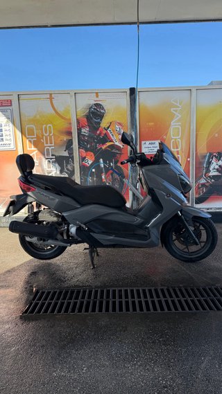 Yamaha Xmax 125