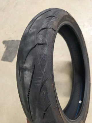 Neumáticos Moto 120/70 y 180/55
