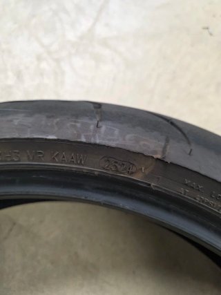 Neumáticos Moto 120/70 y 180/55