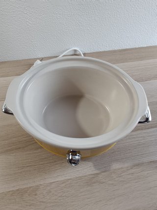Olla Cocción Lenta Swan Retro 3,5L Amarilla